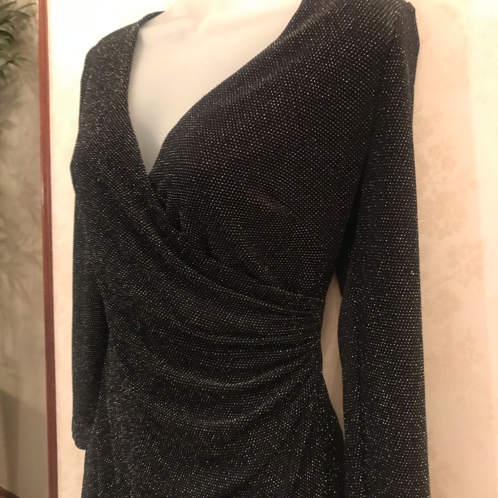 Chaps Dress Size 4 Black and Shimmering Silver